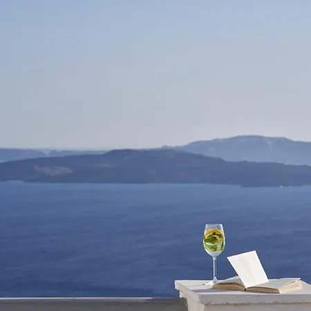 Szálloda Mr And Mrs White - Santorini 4*